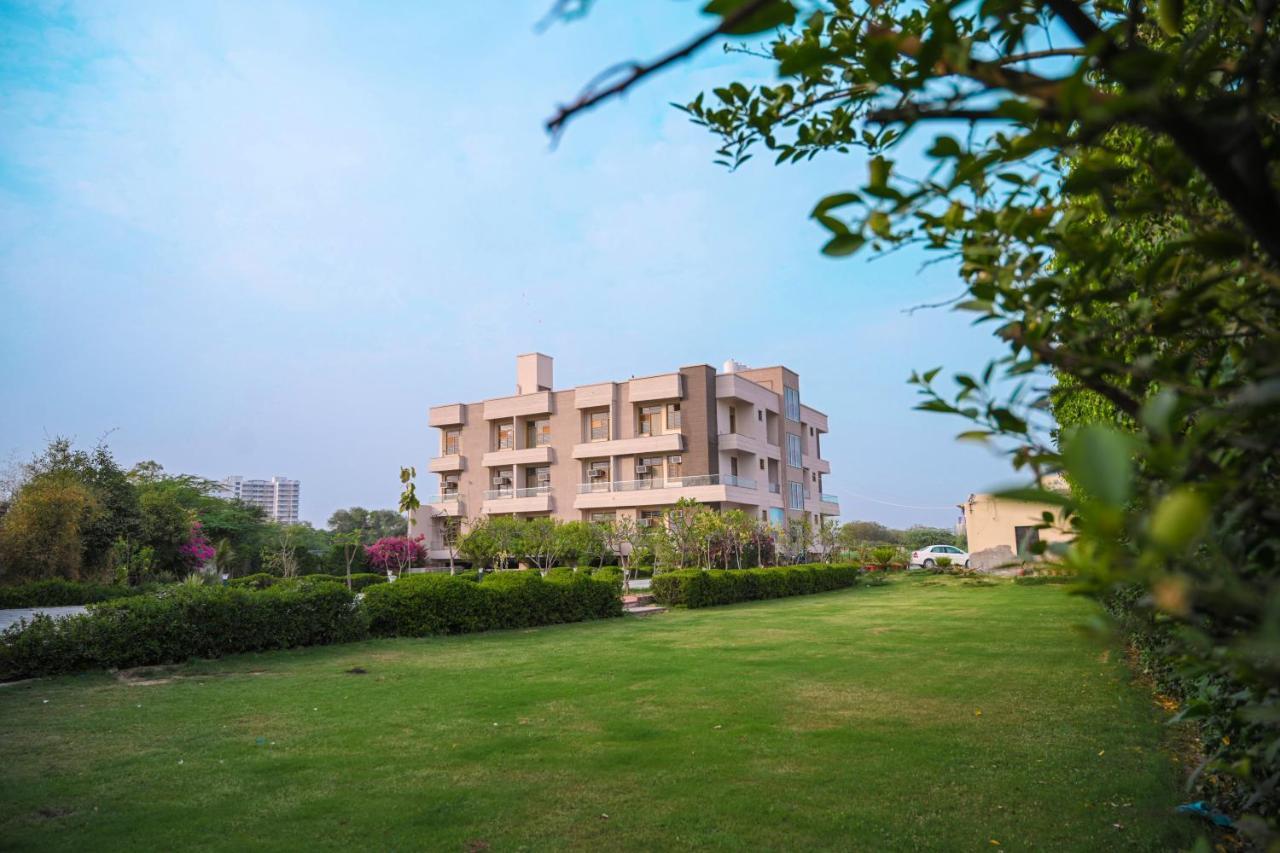 The Govindam Resort Vrindāvan Eksteriør billede